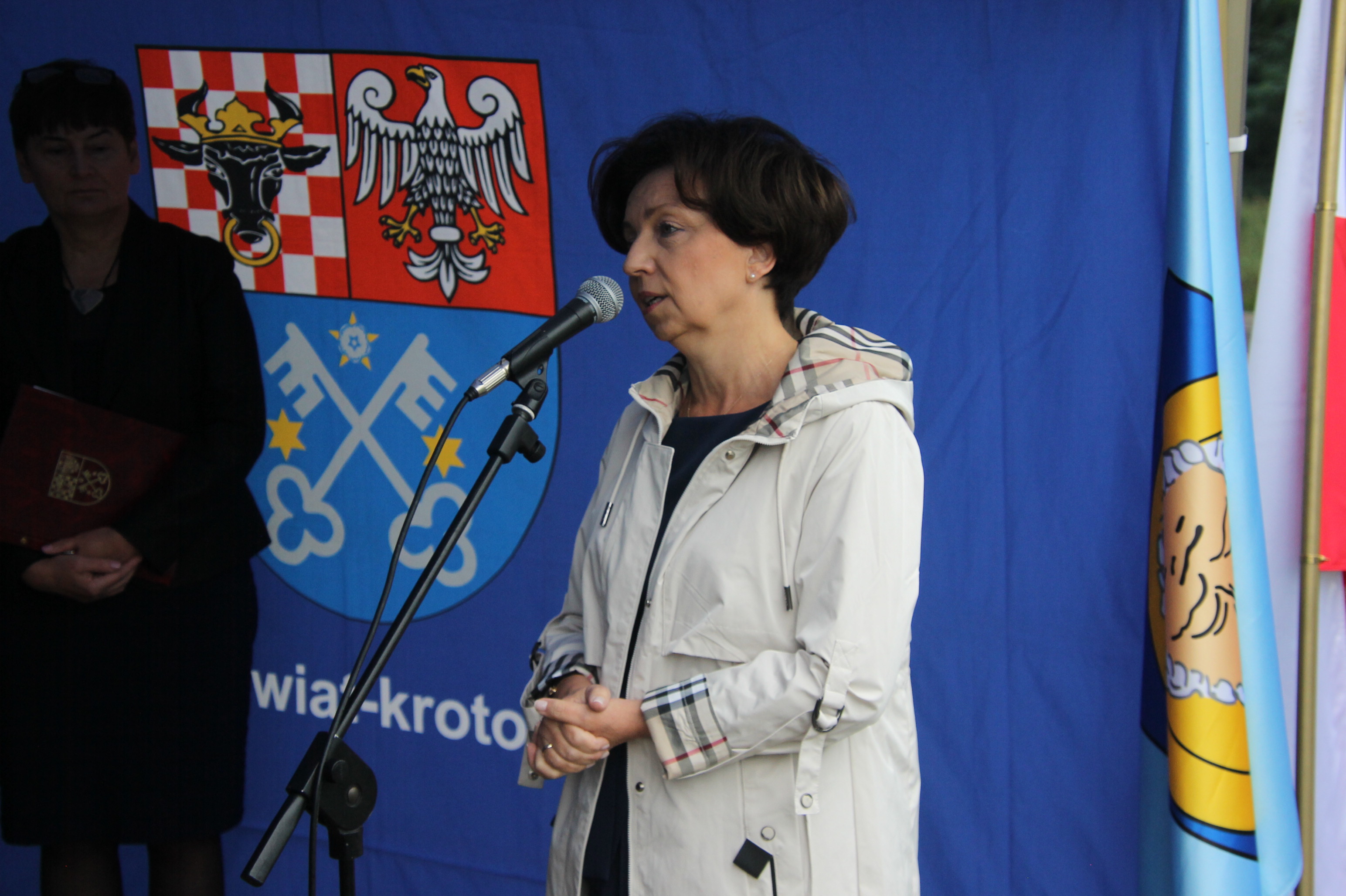 Minister Marlena Maląg podczas przemówienia