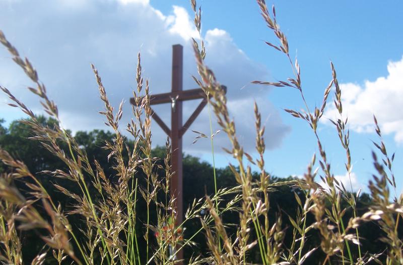 Krzyż przy drodze Baszków - Jutrosin